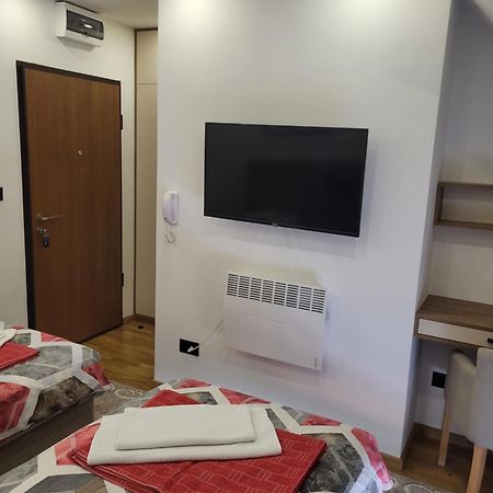Lux Apartmani Bajova 采蒂涅 外观 照片