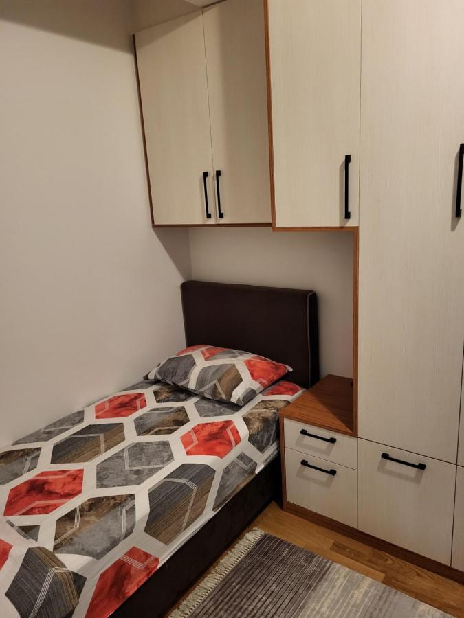 Lux Apartmani Bajova 采蒂涅 外观 照片